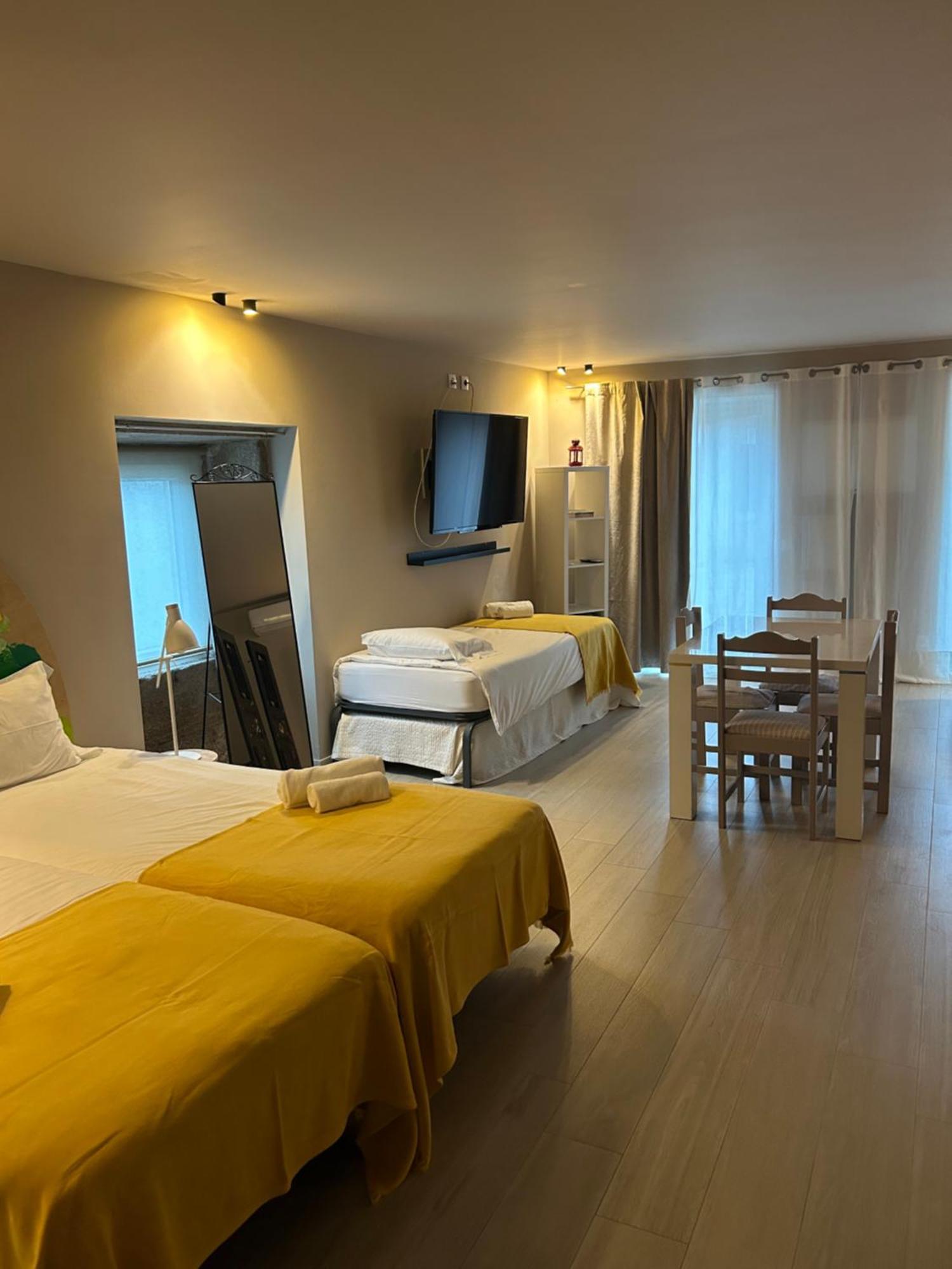 Casas Sebastiao - Tourist House Apartment กามีนญา ห้อง รูปภาพ